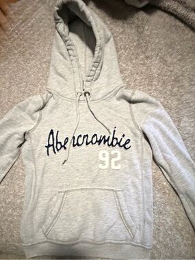 Abercrombie Gray hoodie